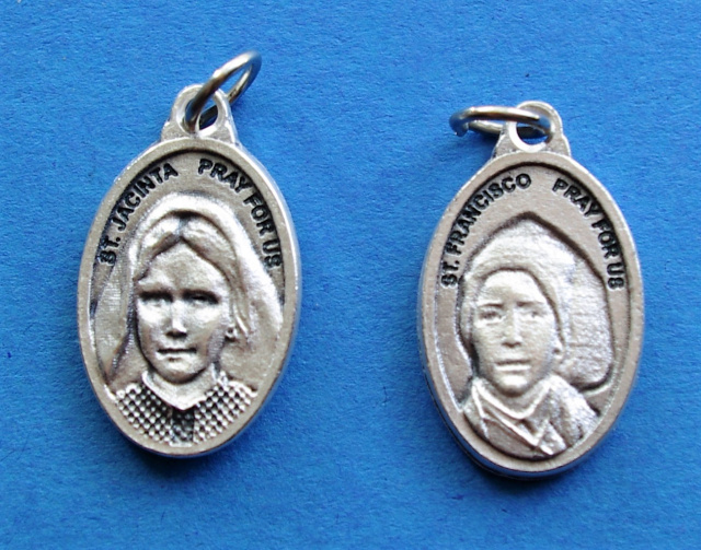 ***EXCLUSIVE*** Sts. Francisco and Jacinta Marto Medal